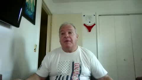 mackdocc001 online show from 12.21.25