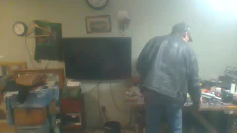 Snapshot of mackdog1369 chatting on 12.26.24 mackdog1369 online show from 12.26.24