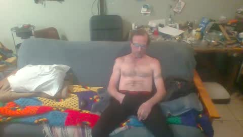 Snapshot of mackdog1369 chatting on 02.10.25 mackdog1369 online show from 02.10.25