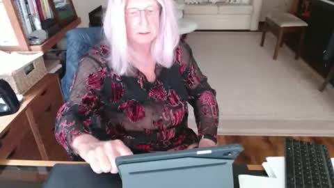 Deanne online show from 05.18.26