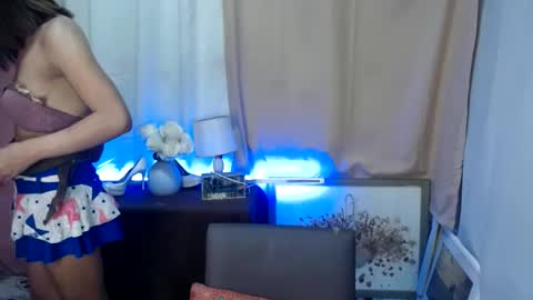 Snapshot of madalina1992 chatting on 01.13.25 madalina1992 online show from 01.13.25