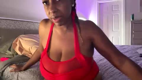 madam_glam online show from 10.02.25