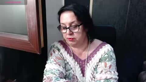 Madam Sanjanne online show from 06.18.26