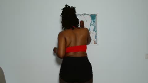 YourMadamIndigo online show from 04.16.26