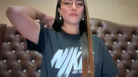 Alison Kloss online show from 04.04.26