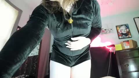 Maddi Avalon online show from 06.15.26