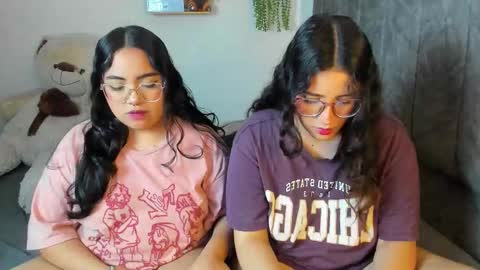 Maddie and Chelsea online show from 12.22.25