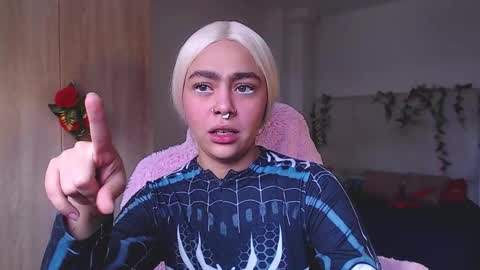 maddiie and clyde online show from 11.12.25