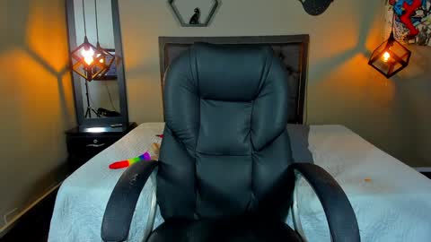 Maddie online show from 12.22.24