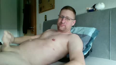 Snapshot of maddin8891 chatting on 02.01.25 Maddin online show from 02.01.25