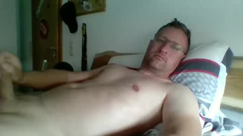 Snapshot of maddin8891 chatting on 09.22.25 Maddin online show from 09.22.25