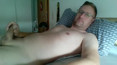 Snapshot of maddin8891 chatting on 09.28.25 Maddin online show from 09.28.25
