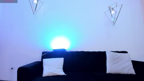 Maddison online show from 04.10.26