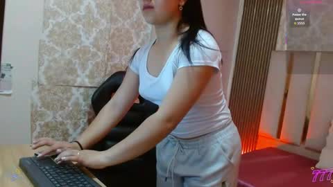 maddisson_tay online show from 04.30.26