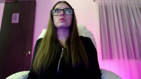 Maddy UwU online show from 09.09.25