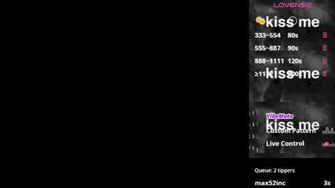 Snapshot of maddy_17 chatting on 10.21.25 Maddy online show from 10.21.25