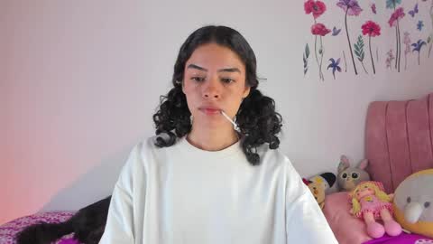 maddy_parker__ online show from 04.06.26