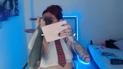 Snapshot of maddy_vicius19 chatting on 11.12.25 maddy_vicius19 online show from 11.12.25