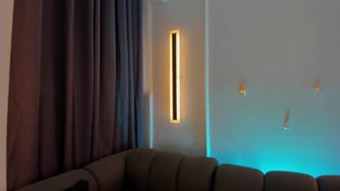 Maddy  online show from 09.17.25