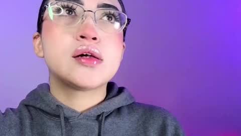   Please followme and rate me your thumbs up online show from 09.21.25