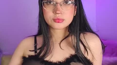   Please followme and rate me your thumbs up online show from 11.28.25