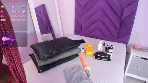 maddyjohnsonn online show from 02.21.25