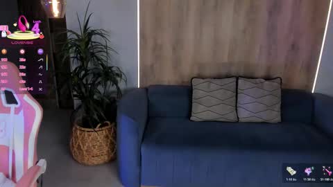 Maddy Owens online show from 03.06.26