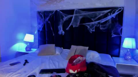 Maddy online show from 10.18.25