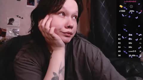 Snapshot of madeintheabyss chatting on 11.12.25 Your cyber girl Ava online show from 11.12.25