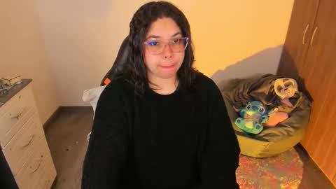 madelaine_taylor online show from 09.27.25