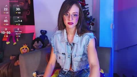 madelainnfox2 online show from 01.11.25