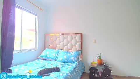 madelyn roses online show from 03.05.25