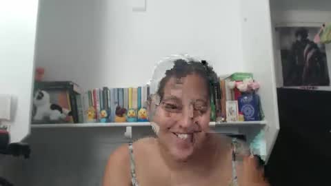 Snapshot of madfeather chatting on 10.16.25 Letty online show from 10.16.25