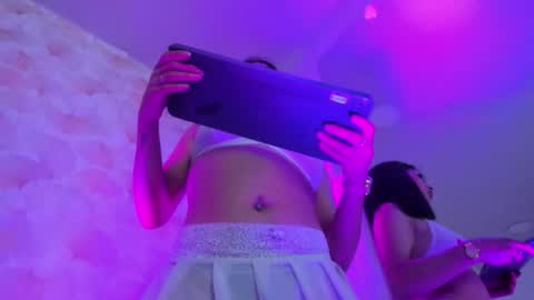 madhison_5 online show from 11.13.25