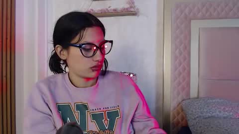 madhison_5 online show from 04.06.26