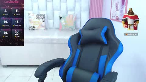 Madhison  online show from 03.05.25