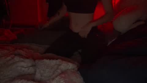 Snapshot of madie_ray chatting on 10.06.25 Madie Ray online show from 10.06.25