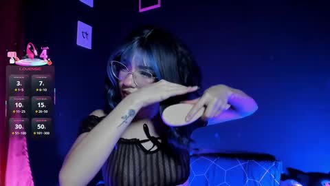 Snapshot of madiixwatson chatting on 10.08.25 Madison Watson online show from 10.08.25