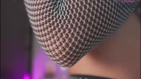 Valentina   1030   530  -  online show from 11.07.25