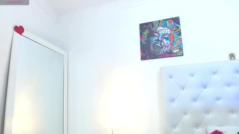 Snapshot of madison_horny69 chatting on 03.12.25 Jenny online show from 03.12.25