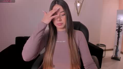 Maddi Collins online show from 01.17.26