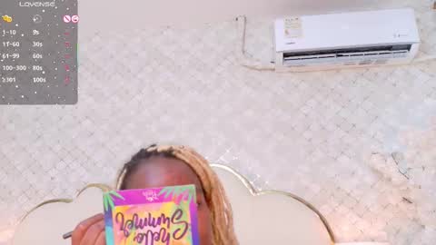 Madisson Lopez online show from 11.24.25