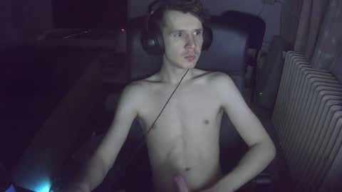 Snapshot of madnessss1215 chatting on 02.26.26 madnessss1215 online show from 02.26.26