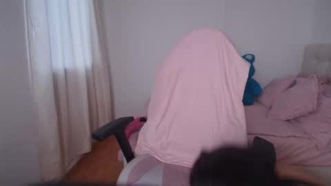 Snapshot of madysson__js_ chatting on 02.27.25 madysson__js_ online show from 02.27.25