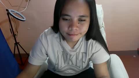 mae_lovers234xx online show from 02.14.25