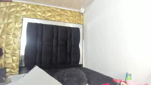 MAEE ANGELS online show from 02.13.25