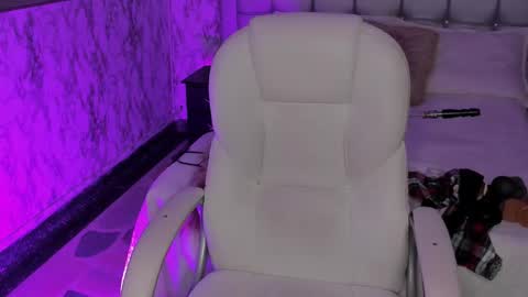 Mae online show from 03.04.25