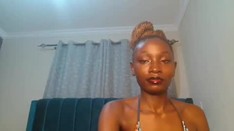 Maeve online show from 01.06.25