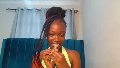 Maeve online show from 01.08.25