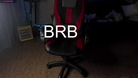 Maevee online show from 12.23.24